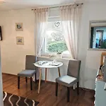 Gemuetliches Mit Eigenem Bad Und Blick Ins Gruene * Hochdorf-Assenheim