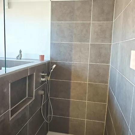 Gemuetliches Mit Eigenem Bad Und Blick Ins Gruene Privat bolig Hochdorf-Assenheim