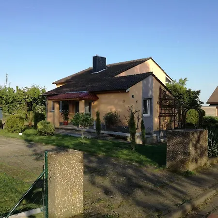 Gemuetliches Mit Eigenem Bad Und Blick Ins Gruene * Hochdorf-Assenheim