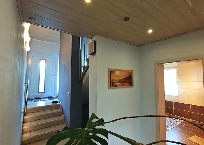 Gemuetliches Mit Eigenem Bad Und Blick Ins Gruene Homestay