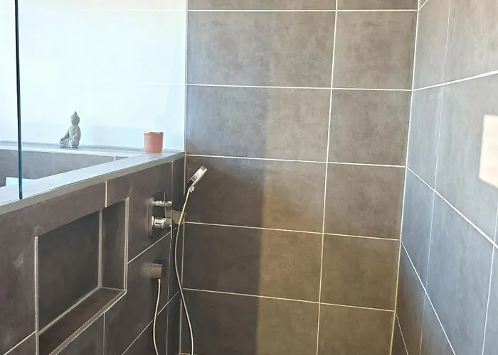 Gemuetliches Mit Eigenem Bad Und Blick Ins Gruene Homestay Hochdorf-Assenheim